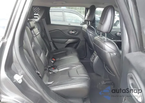 2019 Jeep Cherokee Latitude Plus 4X4 z USA, uszkodzony, nr VIN 1C4PJMLB4KD300152